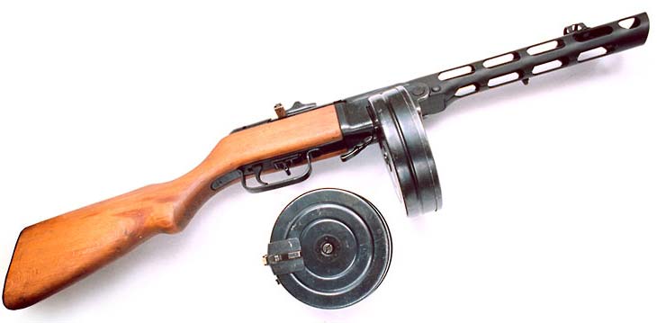 2)Пистолеты-пулеметы времён Великой Отечественной войны в киноиндустрии